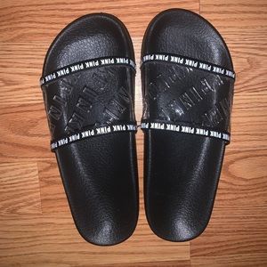 Pink slippers/flip flop